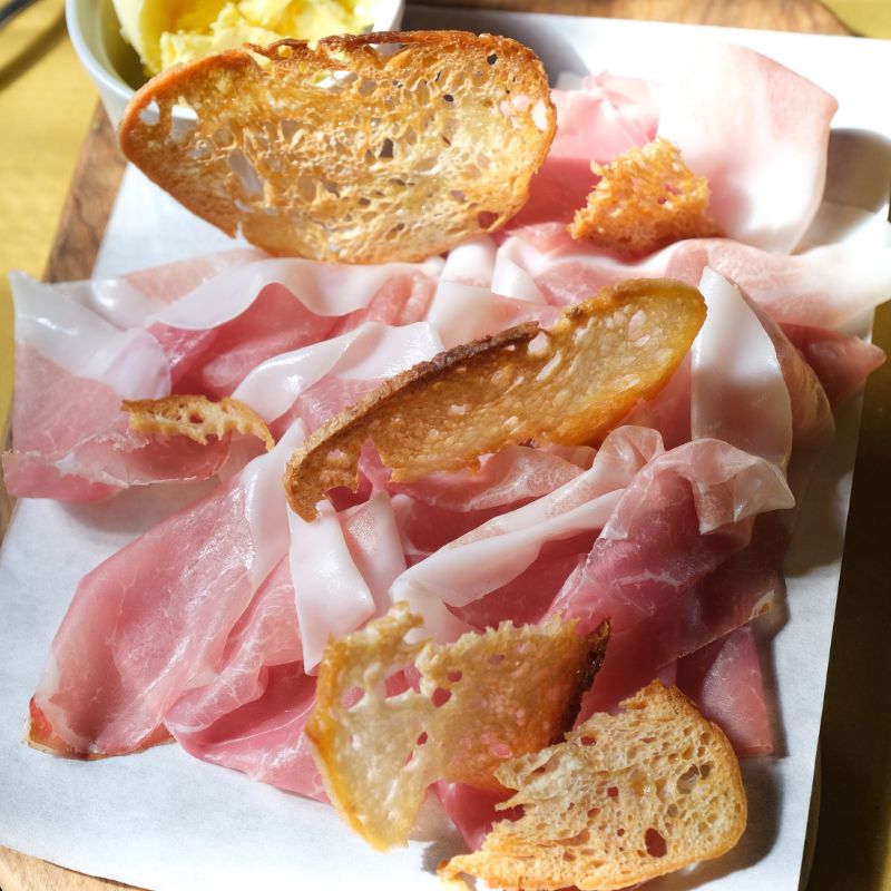 Salumi sull'asse
